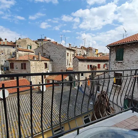 Queen Ernesta Vi. Apartment